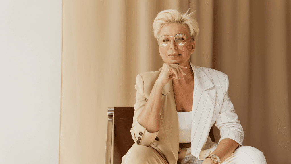 Confident executive woman applying dopamine genetics personalized neuroscience for leadership success.

